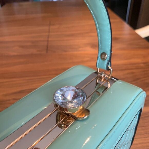 Purse, handbag, EUC, quilted turquoise vegan patent leather, holds phone - Picture 4 of 16